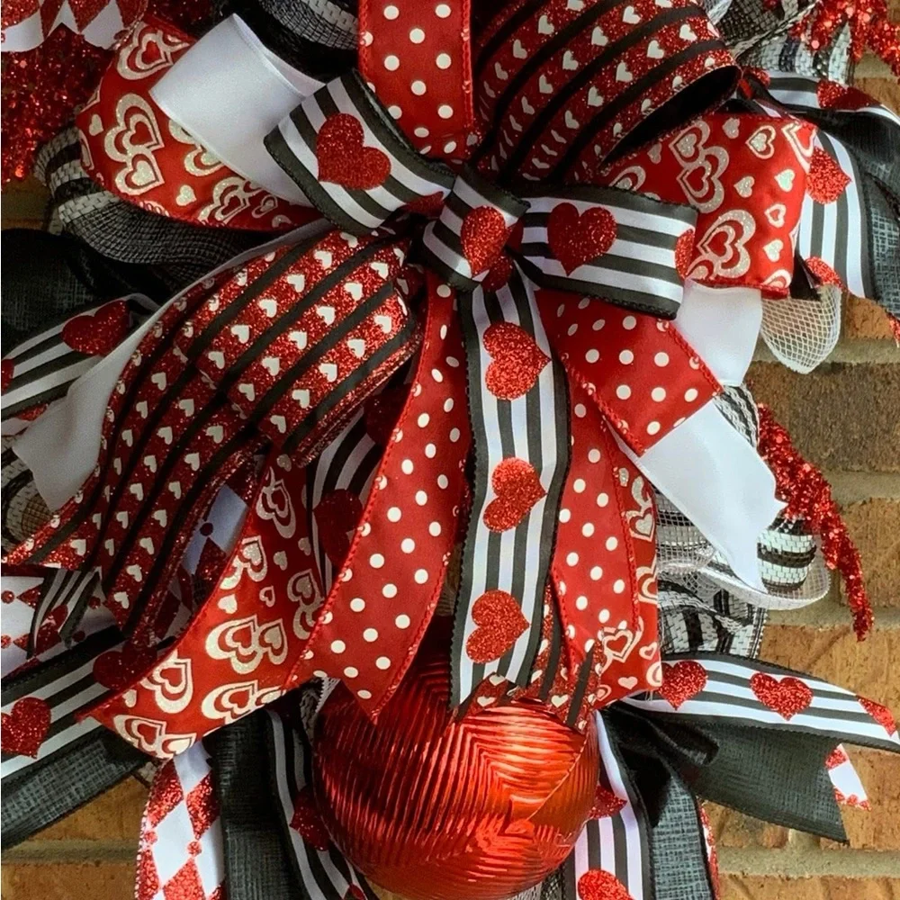 Charming Red Heart Holiday Wreath with Bows